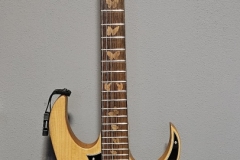 17.IBANEZ-RG-NT-CUSTOM-FLY-II-2014-