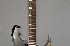 27.-IBANEZ-RG-350-SILVER-CUSTOM-2007